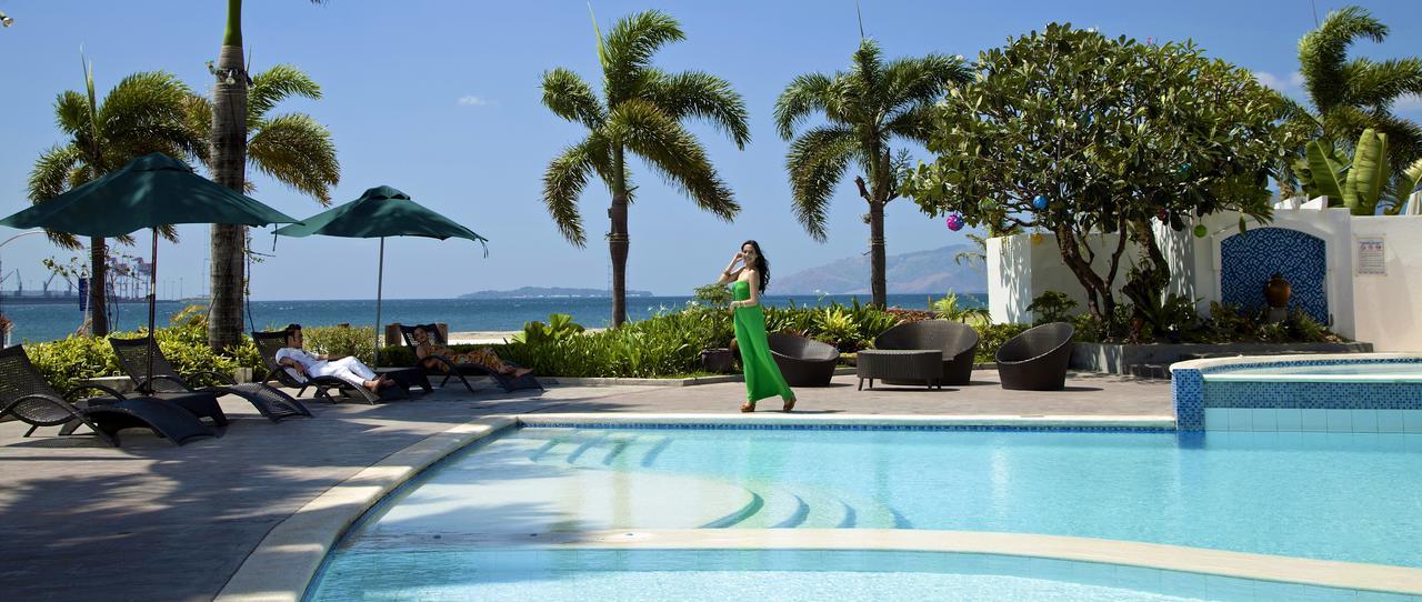The Lighthouse Marina Resort Olongapo Buitenkant foto